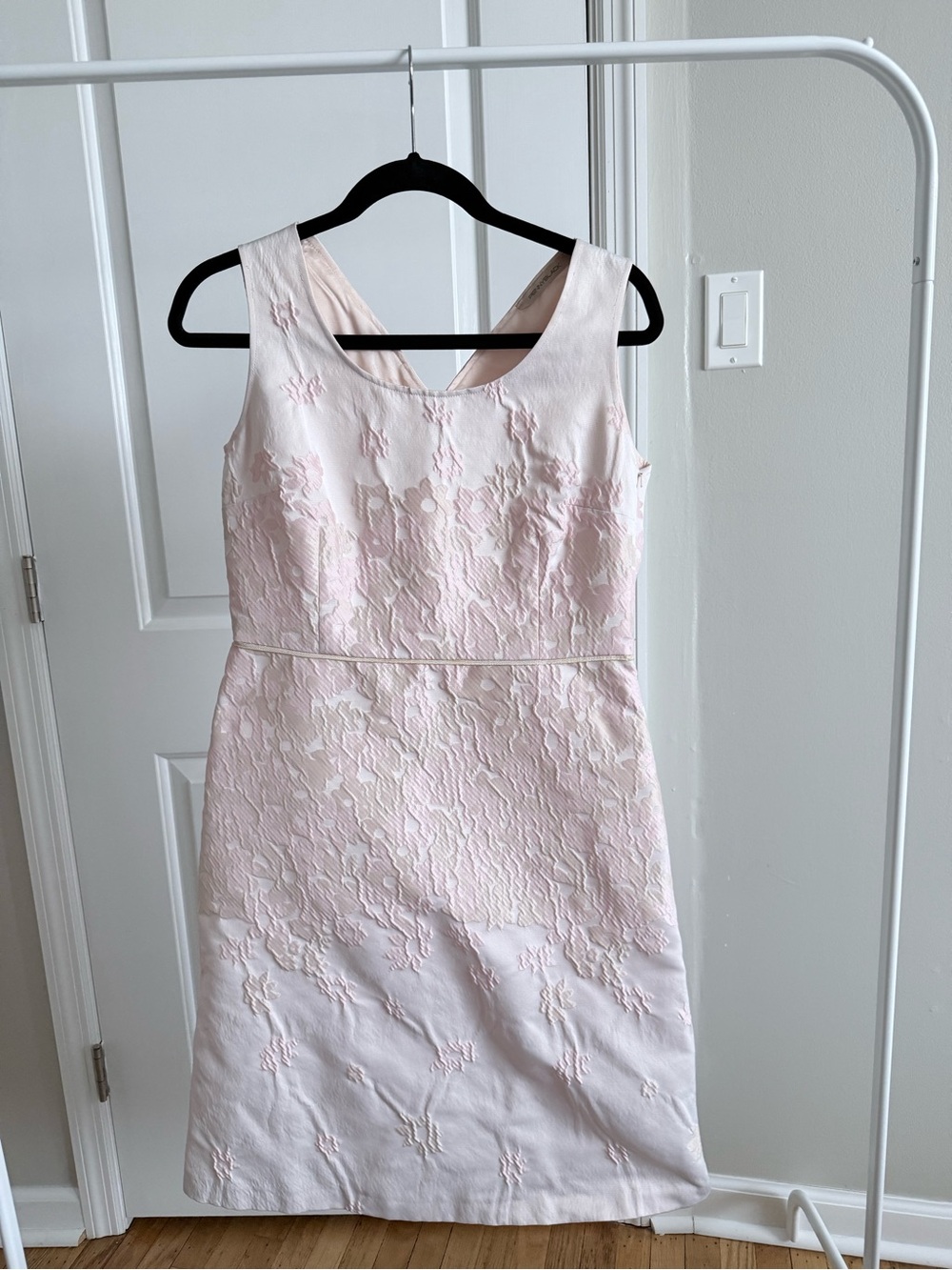 Sleeveless Pink Floral-Texture Midi Dress